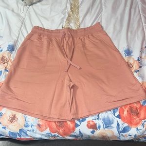 Oversized Shorts